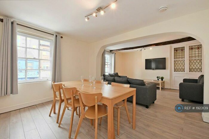 8 Bedroom Flat To Rent In London Road, Sheffield, S2