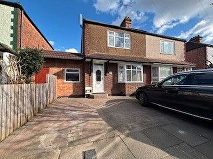 4 Bedroom Property To Rent In Exeter Road, London, N9