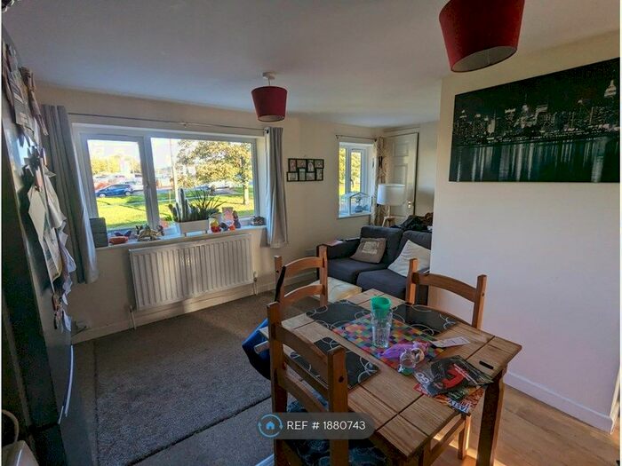 2 Bedroom Maisonette To Rent In Salterton Rd, Exmouth, EX8