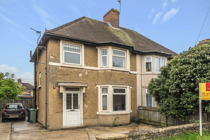 3 Bedroom Semi-Detached House To Rent In Hollow Way, Cowley, OX4