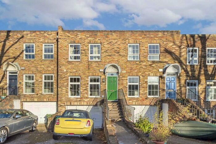 4 Bedroom Terraced House To Rent In Waldegrave Park, Twickenham TW1