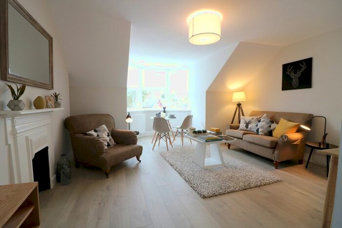 1 Bedroom Flat To Rent In Montpelier Road, Ealing, London., W5