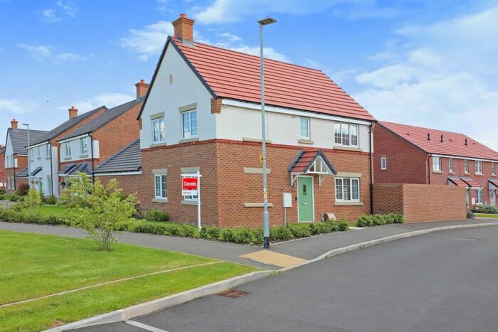 3 Bedroom Detached House For Sale In Celandine Drive, Coven, Wolverhampton, WV9