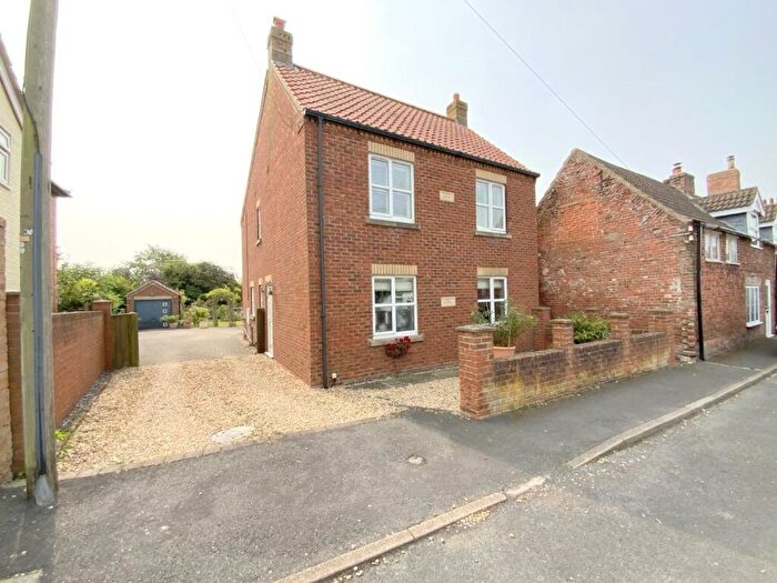 4 Bedroom Detached House For Sale In Pump Lane, Saltfleet, Louth, LN11