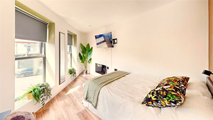 Studio To Rent In - Pershore Road, Stirchley, Birmingham, B30