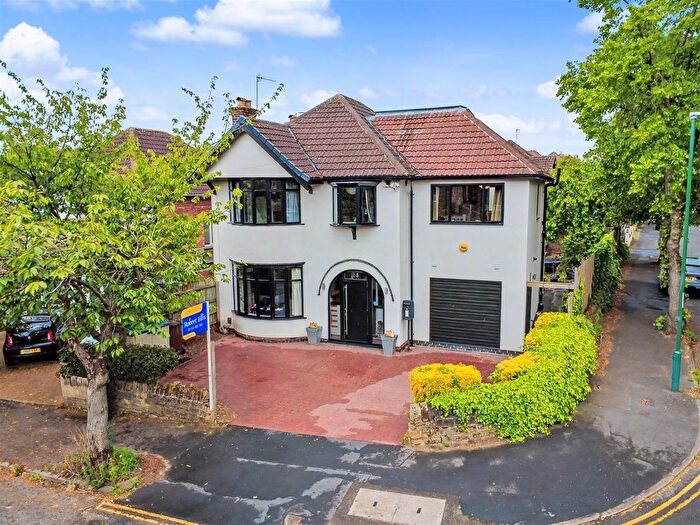 4 Bedroom Detached House For Sale In Ennerdale Road, Nottingham, NG5