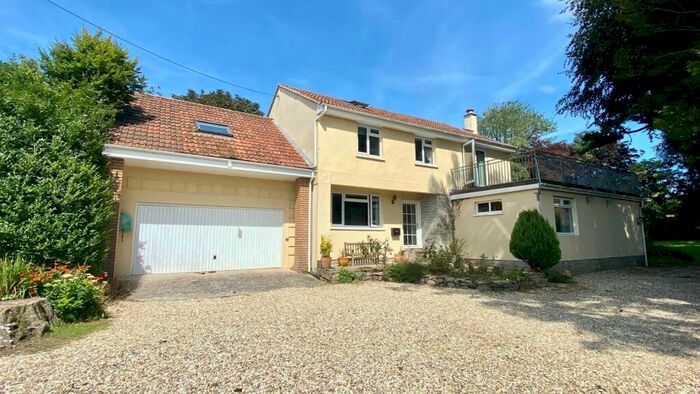 5 Bedroom Detached House For Sale In Nr Braunton, EX33