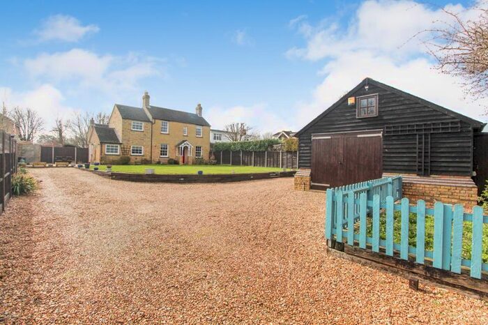 3 Bedroom Cottage For Sale In Bedford Road, Roxton, Bedford, MK44