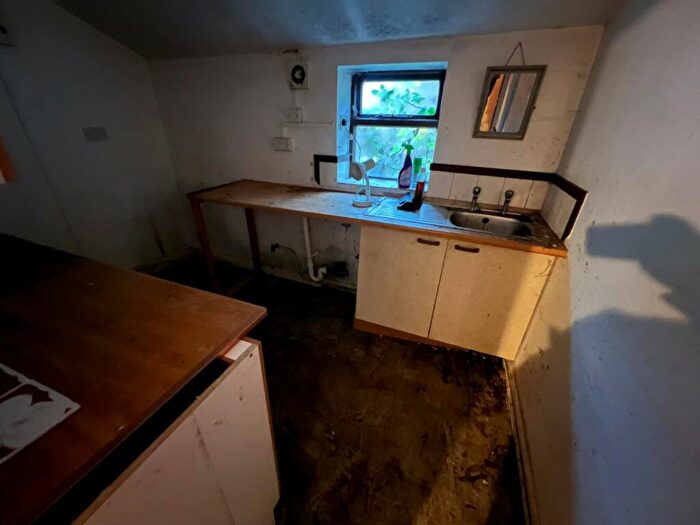 4 Bedroom Detached House For Sale In Brook Street Blaenrhondda - Treorchy, CF42