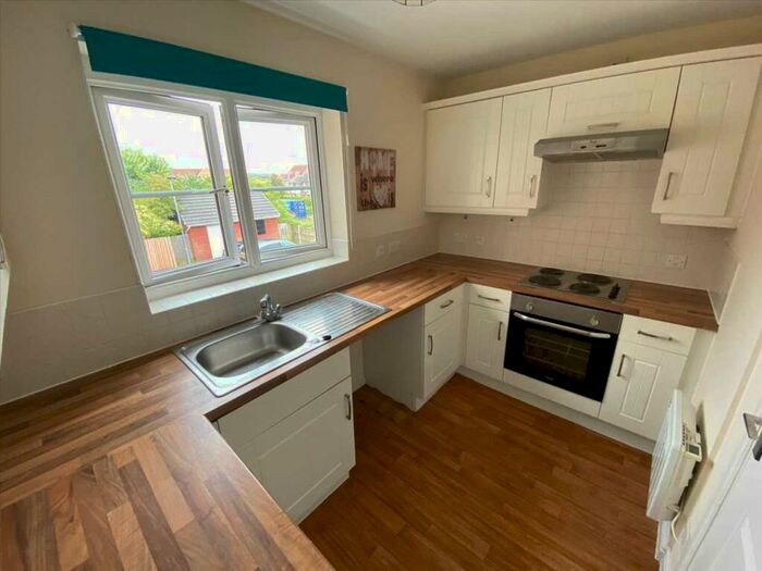 3 Bedroom Apartment To Rent In Twickenham Drive, Leasowe, CH46