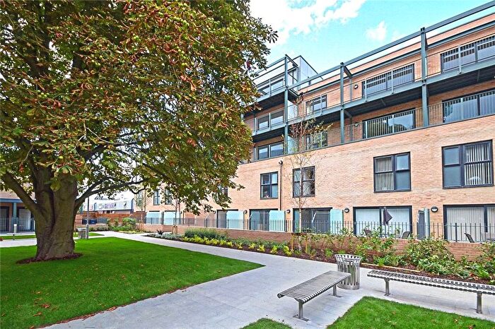 2 Bedroom Flat To Rent In Flamsteed Close, Cambridge, CB1