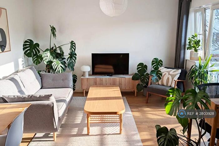 1 Bedroom Flat To Rent In Hawker Place, London, E17