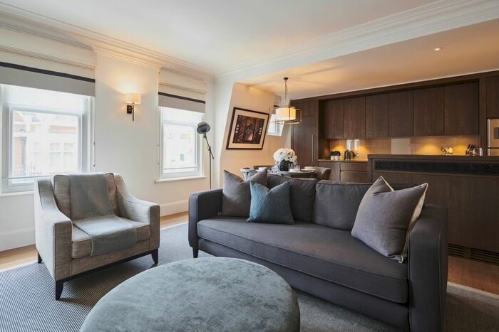 1 Bedroom Flat To Rent In Duke Street, Mayfair, London, W1K