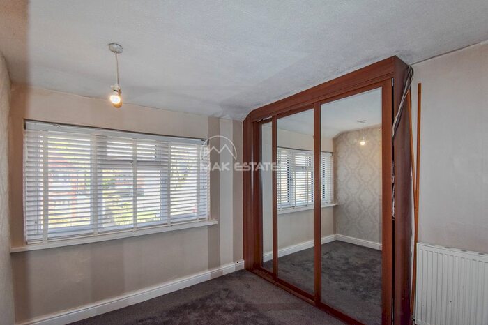 3 Bedroom Terraced House For Sale In Hartfield Crescent, Birmingham, B27