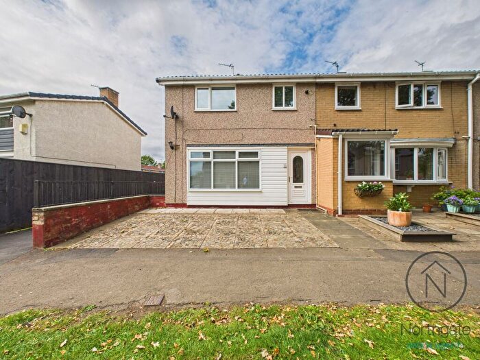 3 Bedroom End Of Terrace House To Rent In St. Aidans Walk, Newton Aycliffe, DL5