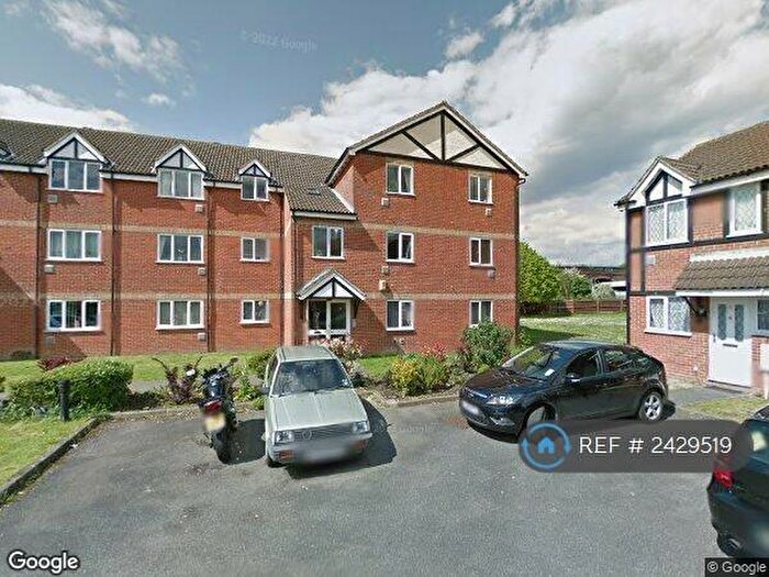 2 Bedroom Flat To Rent In Primrose Close, Wallington, SM6