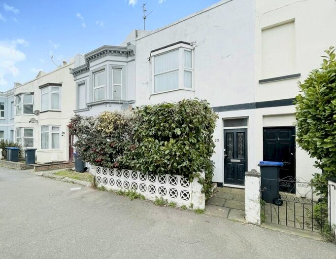 2 Bedroom Terraced House To Rent In Newland Road, Worthing, BN11