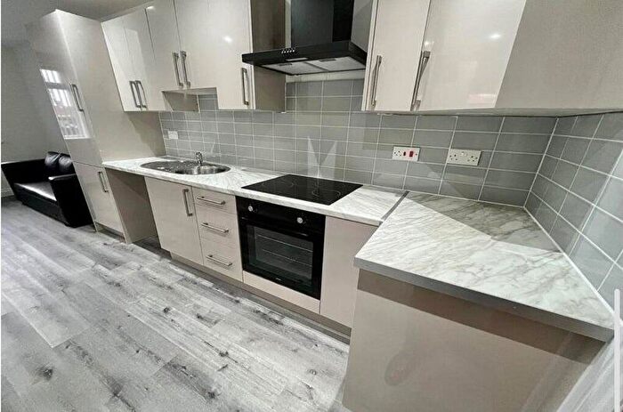 1 Bedroom Flat To Rent In Burnage Lane, Manchester, M19