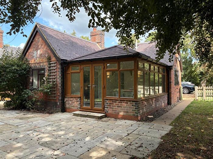 2 Bedroom Detached Bungalow To Rent In Hardwick Road, Priors Marston, Southam, CV47