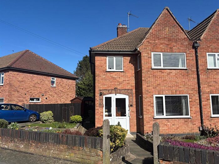 3 Bedroom Semi Detached House For Sale In Wellesbourne Drive, Glenfield, Leicester, LE3