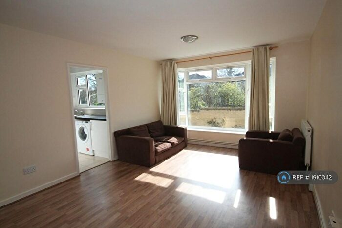 2 Bedroom Flat To Rent In Poplar Grove, Wembley Park, HA9