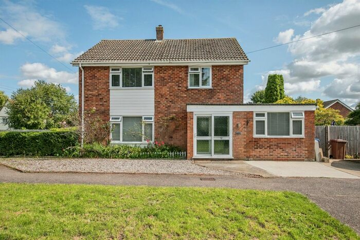 4 Bedroom Detached House For Sale In Wheatfields, Whatfield, Ipswich, IP7