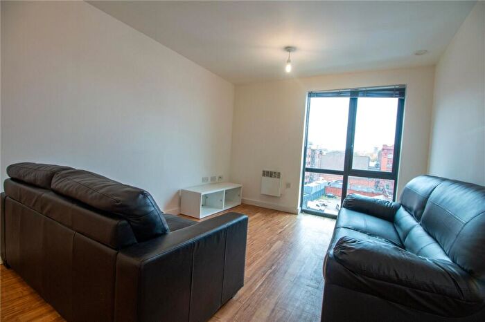 2 Bedroom Flat To Rent In The Gallery, Plaza Boulevard, Liverpool, L8