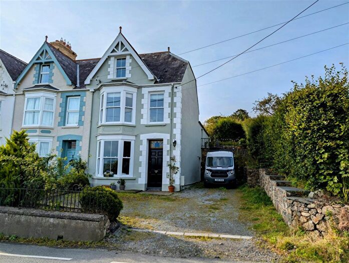4 Bedroom End Of Terrace House For Sale In Fishguard Road, Newport, SA42