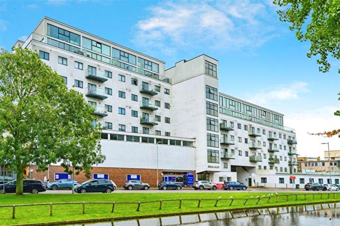 1 Bedroom Flat To Rent In Waterhouse Street, Hemel Hempstead, HP1