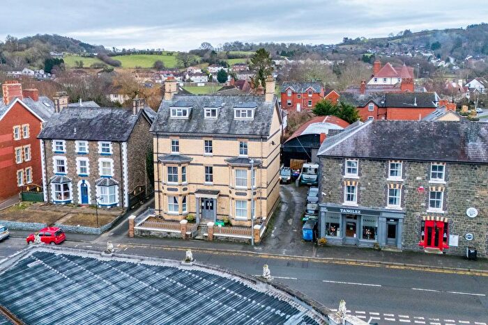 1 Bedroom Flat For Sale In Temple Street, Llandrindod Wells, LD1