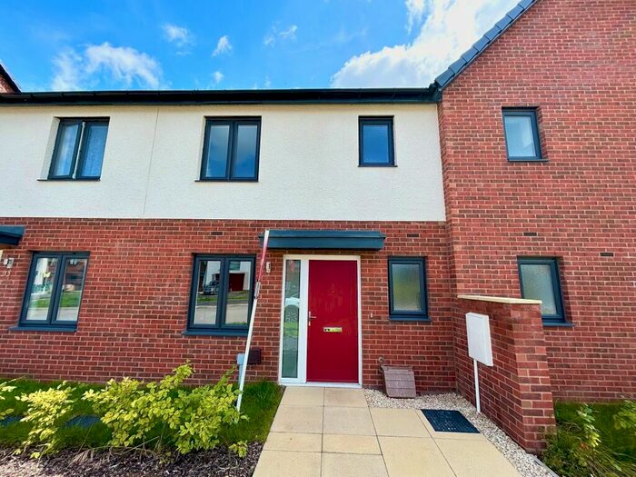 3 Bedroom Town House To Rent In Hawes Way, Waverley, Rotherham, S60