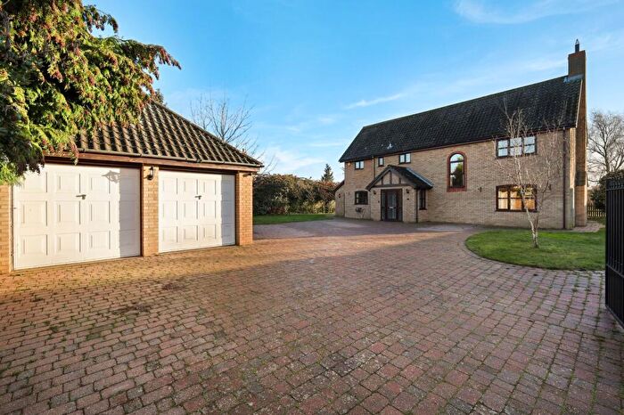 5 Bedroom Detached House For Sale In Heathfield, Martlesham Heath, Ipswich, IP5