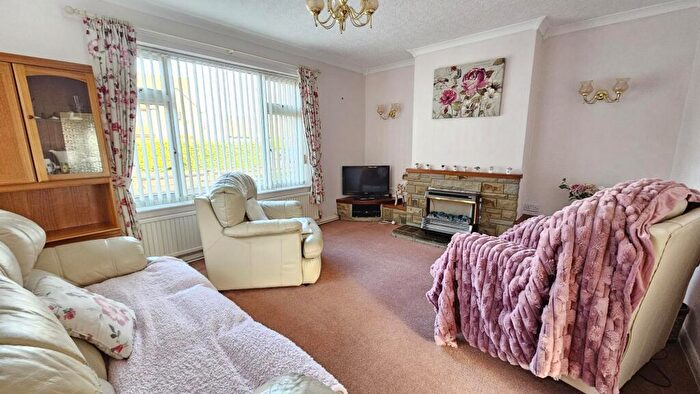 2 Bedroom Semi-Detached Bungalow For Sale In Church Street, Digby, LN4
