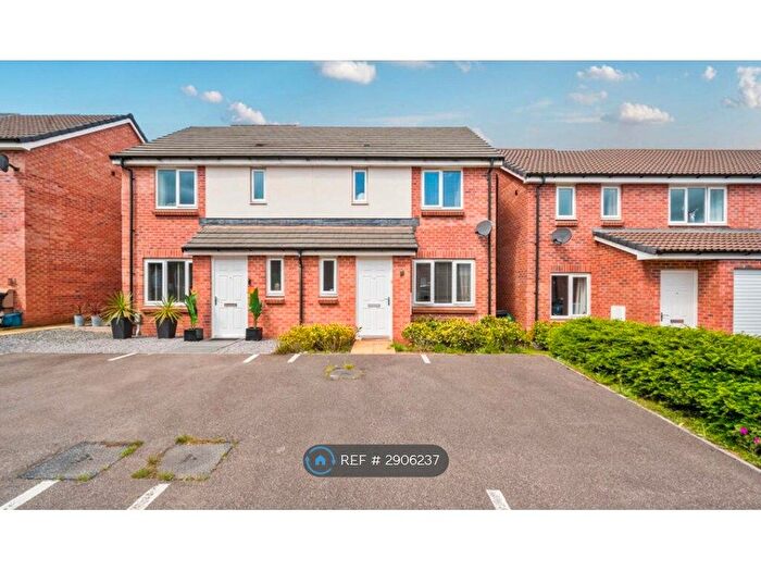 3 Bedroom Semi Detached House To Rent In Luccombe Oak, Exeter, EX5
