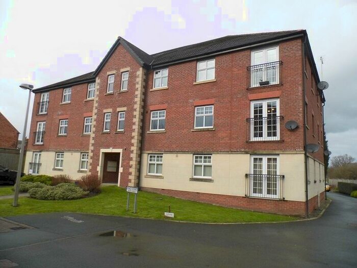 2 Bedroom Flat To Rent In Middlewich, Cheshire, CW10