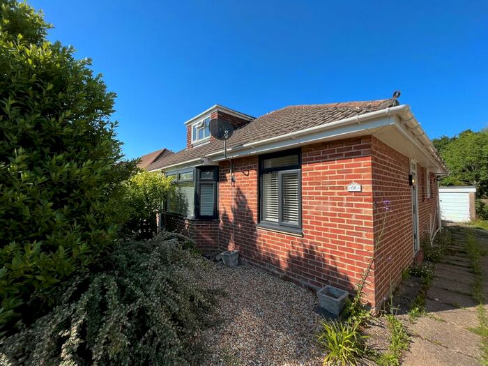 2 Bedroom Bungalow To Rent In Nicholas Crescent, Fareham, PO15