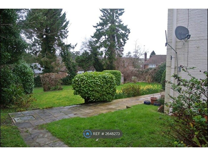 1 Bedroom Flat To Rent In Woodlands, Haywards Heath, RH16