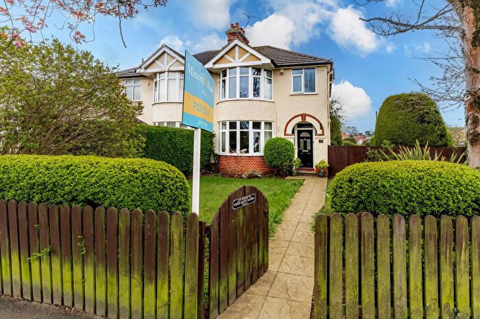 3 Bedroom Semi Detached House For Sale In Colchester Road, Ipswich, IP4