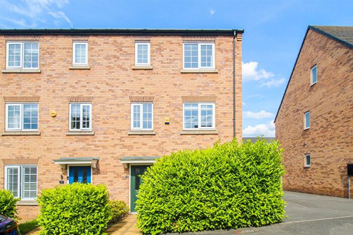 4 Bedroom Property For Sale In Mackie Road, Crigglestone, Wakefield, WF4