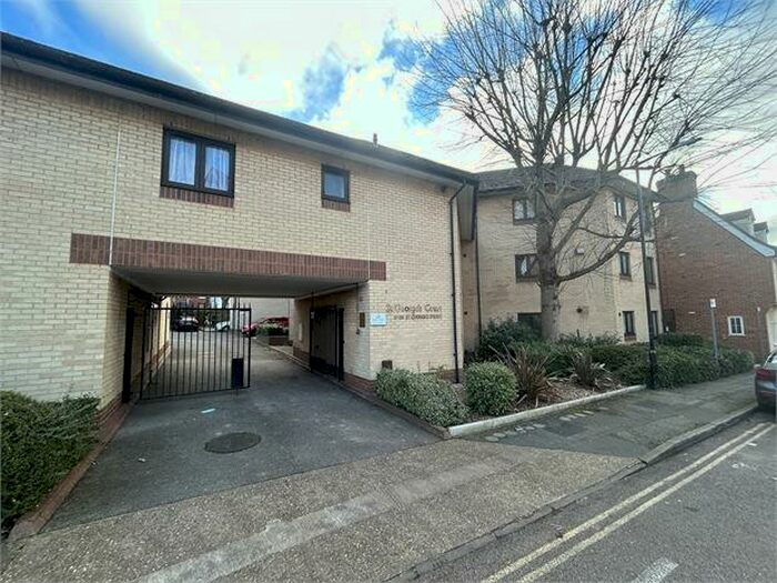 1 Bedroom Flat To Rent In St Georges Court, Ipswich, IP1