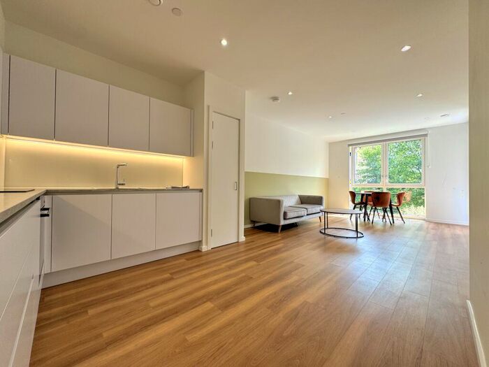 1 Bedroom Apartment To Rent In Mighell Street, Brighton, BN2