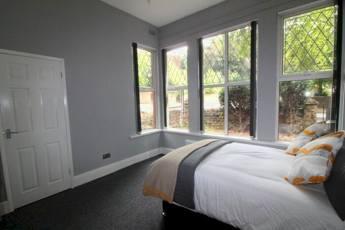 2 Bedroom Flat To Rent In Derby Road, Nottingham, NG7