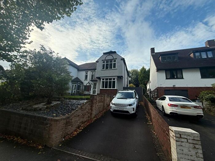 3 Bedroom Semi-Detached House To Rent In The Broadway, Dudley, DY1