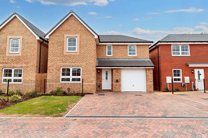 4 Bedroom Detached House To Rent In Campbell Drive, Lighthorne, CV33