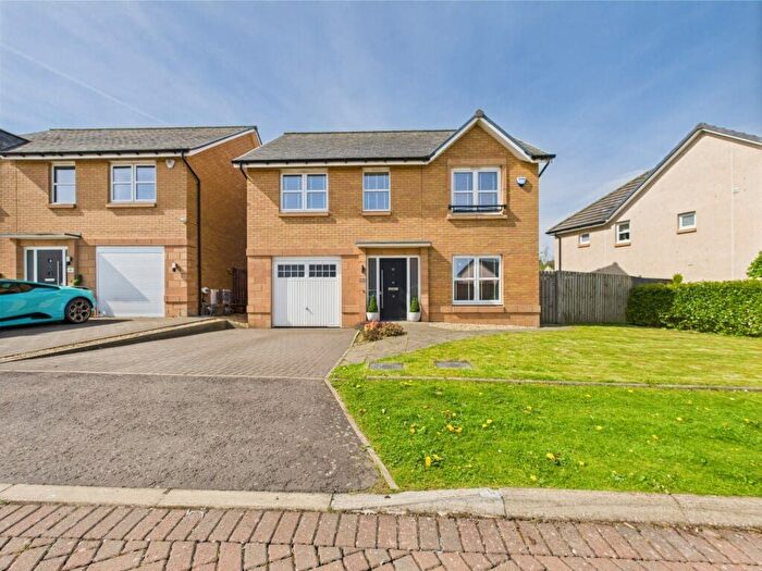 4 Bedroom Detached House For Sale In Sheil Hall Crescent, Rosewell, EH24