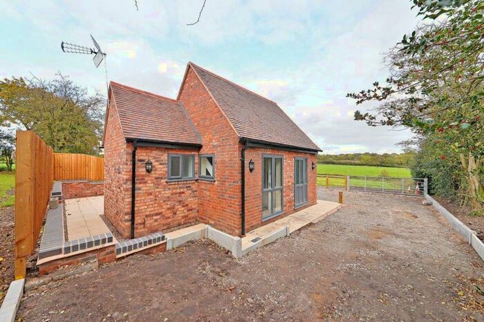 1 Bedroom Maisonette To Rent In Slade Lane, Sutton Coldfield, B75