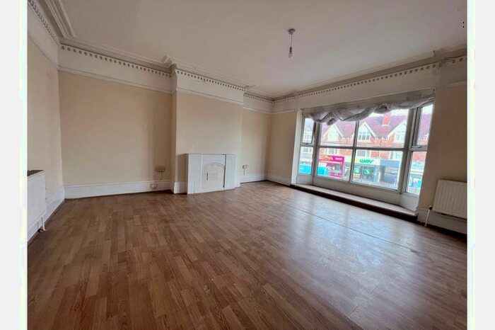 4 Bedroom Flat To Rent In Stratford Road, Sparkhill, Birmingham, B11