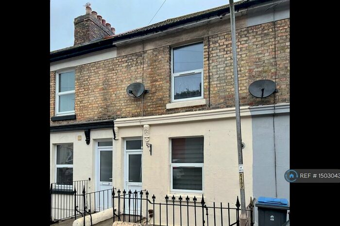 3 Bedroom Terraced House To Rent In Clarendon Place, Dover, CT17