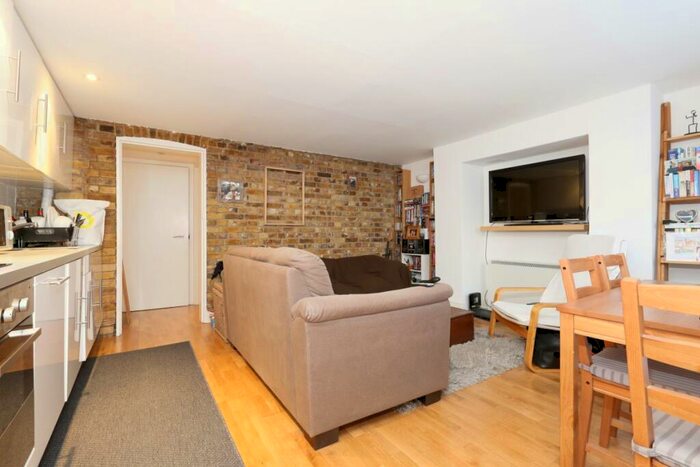 1 Bedroom Flat To Rent In Stonefield Street, Angel, N1
