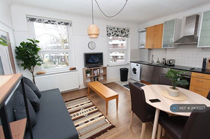 2 Bedroom Flat To Rent In London, London, N16